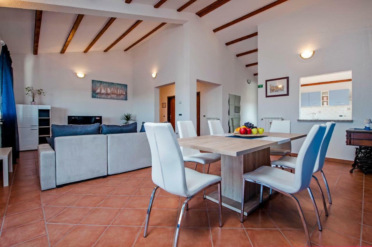 Apartment Bora Rovinj Exterior foto