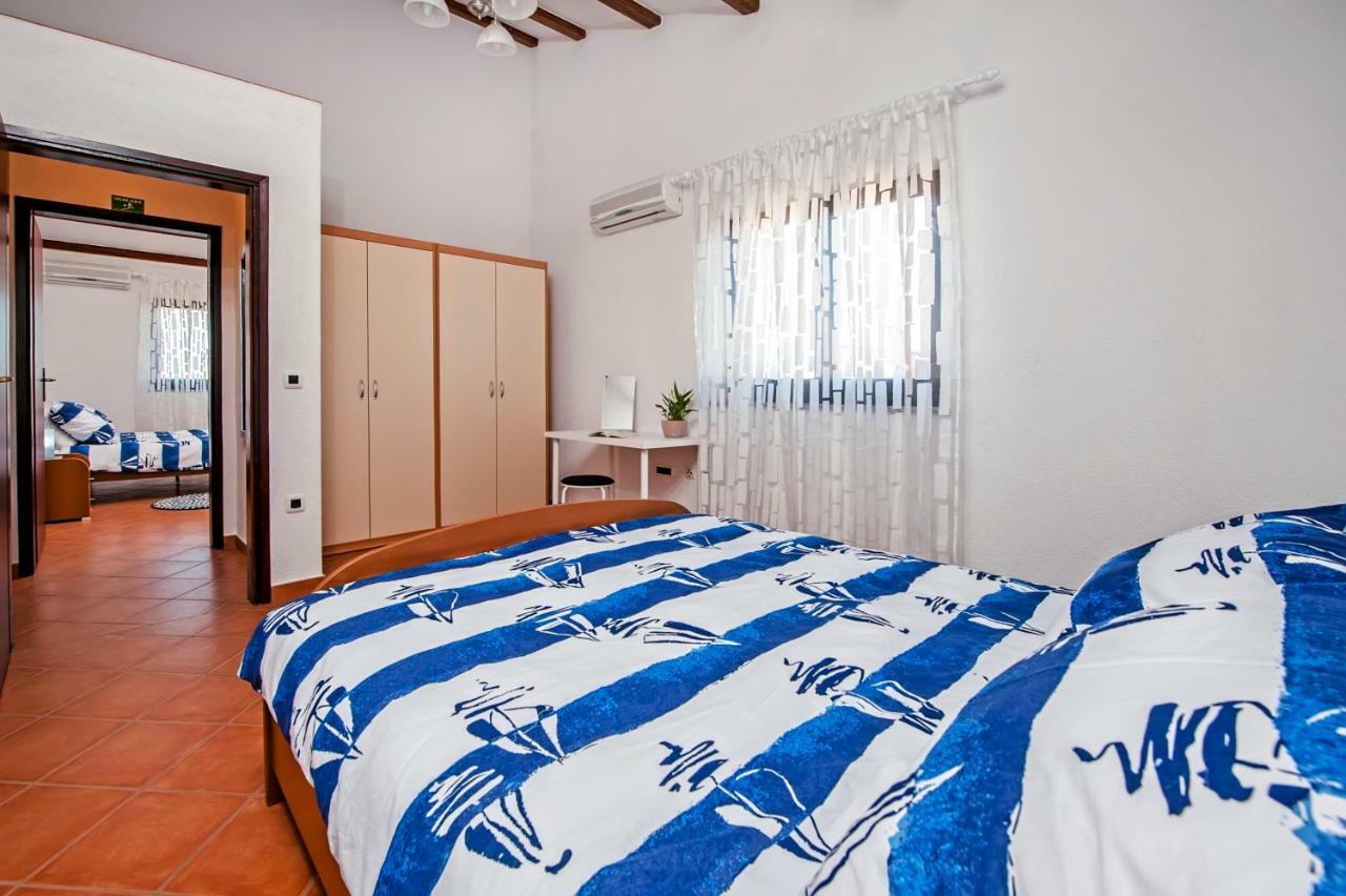 Apartment Bora Rovinj Exterior foto